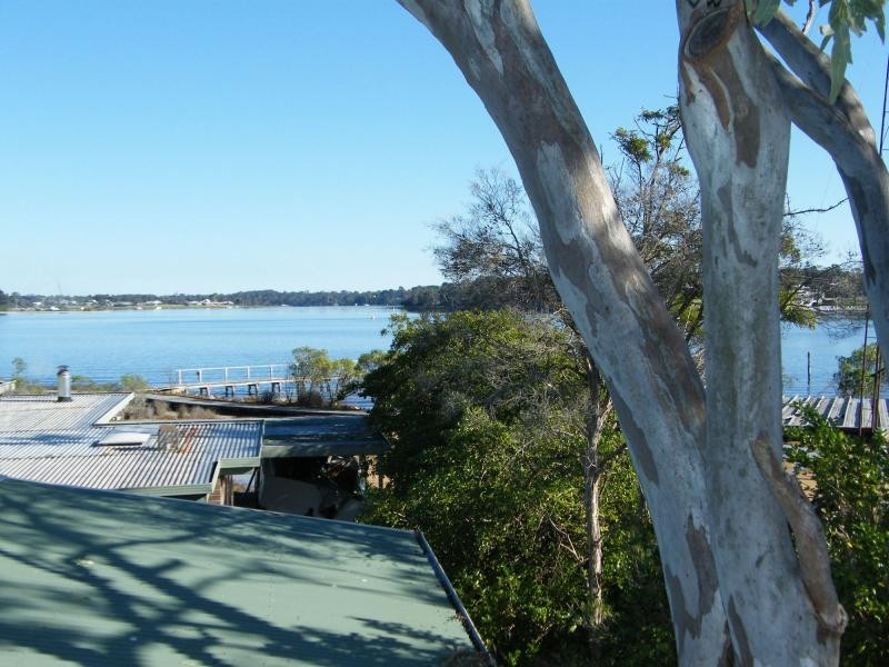 40 Fourth, Raymond Island VIC 3880