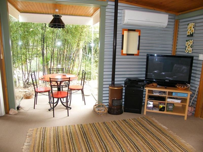 3 Sixth, Raymond Island VIC 3880