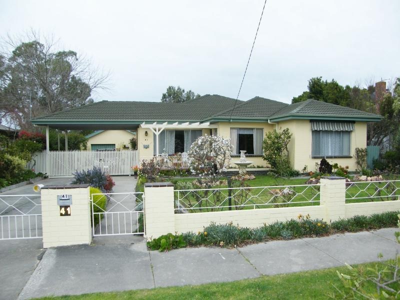 41 Murphy, Bairnsdale VIC 3875