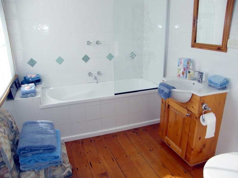 6 Park Street, Bairnsdale VIC 3875