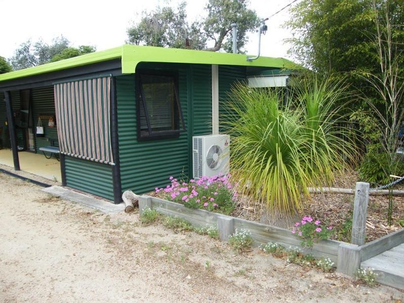 3 Sixth, Raymond Island VIC 3880