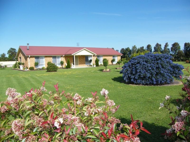 345 Lake Victoria Road, Newlands Arm VIC 3875