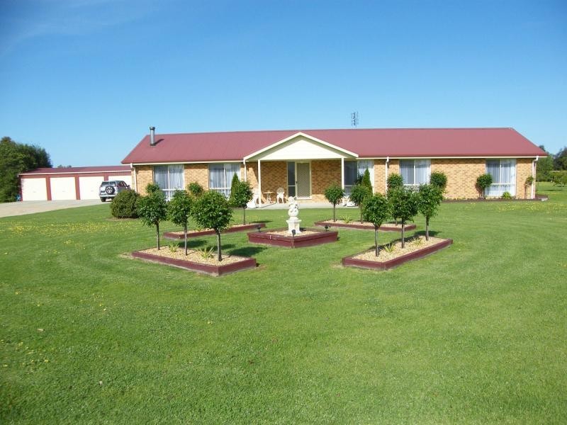 345 Lake Victoria Road, Newlands Arm VIC 3875