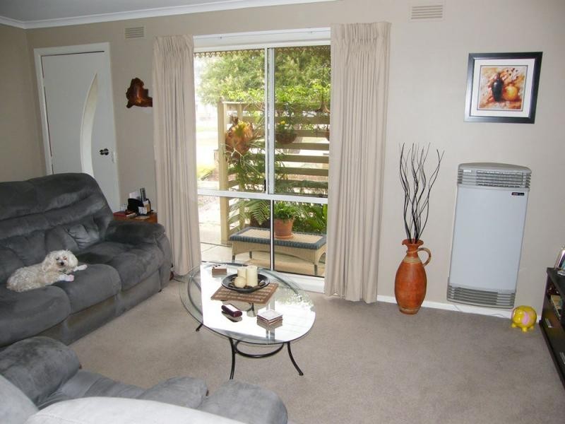 1-37 Fitzgerald, Bairnsdale VIC 3875