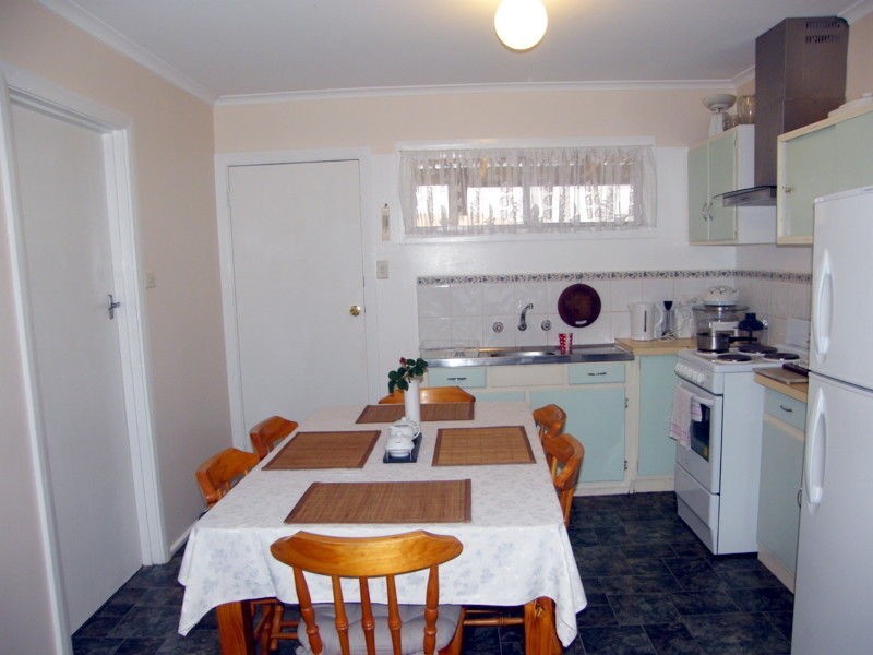 2/15 Kings Road, Paynesville VIC 3880