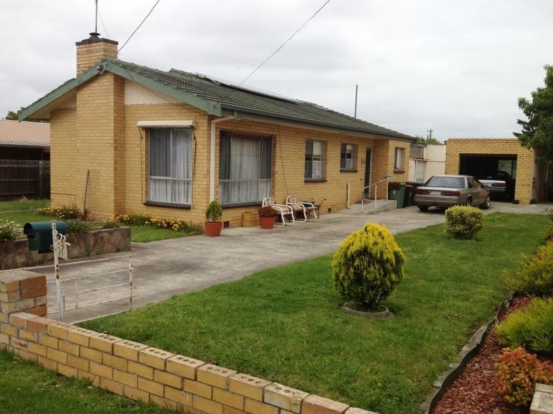 57 Hadfield, Bairnsdale VIC 3875