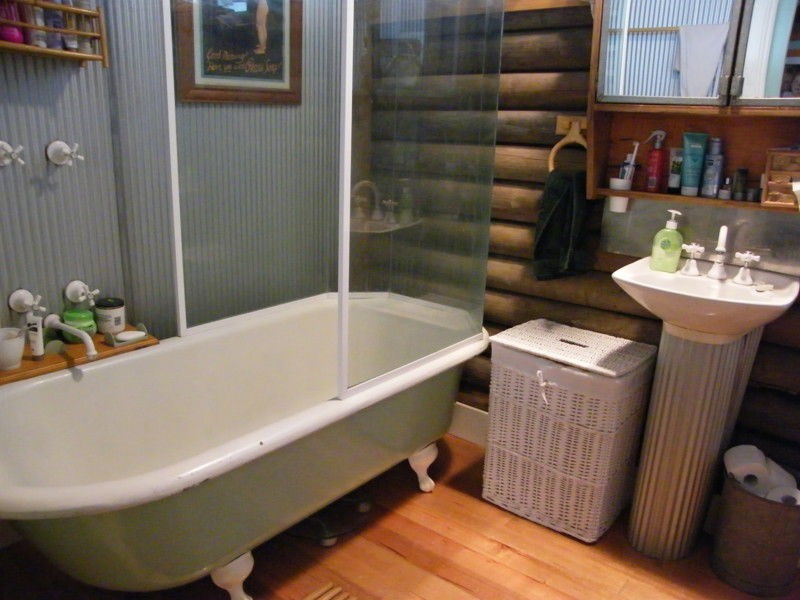 3 Sixth, Raymond Island VIC 3880