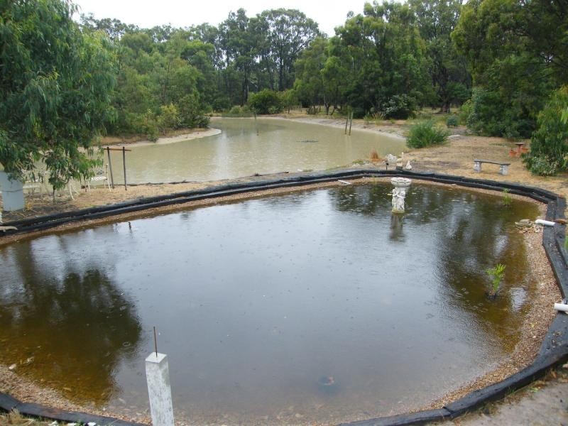 30 Centre, Raymond Island VIC 3880