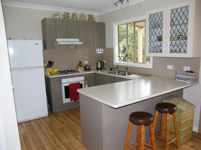 30 Centre, Raymond Island VIC 3880