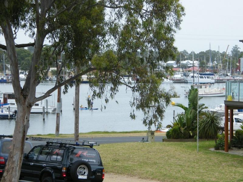 5 Eleventh Parade, Raymond Island VIC 3880