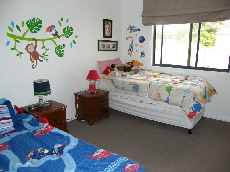 5 Eleventh Parade, Raymond Island VIC 3880