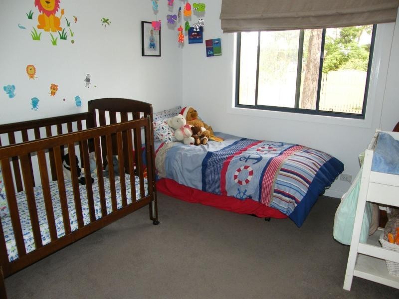 5 Eleventh Parade, Raymond Island VIC 3880