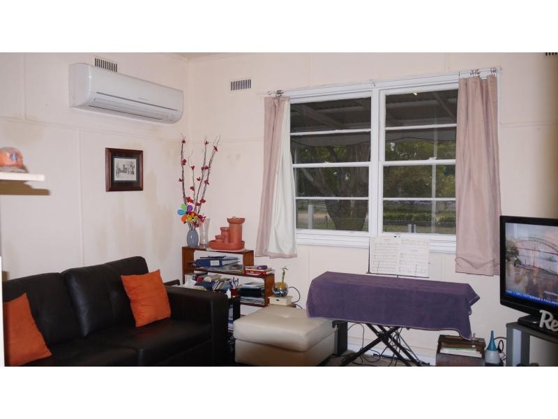 38 Eighth, Raymond Island VIC 3880