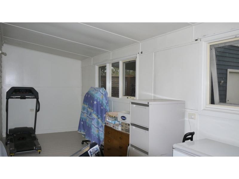 38 Eighth, Raymond Island VIC 3880