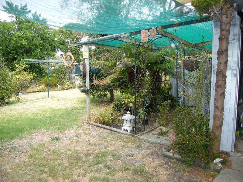 33 Langford Parade, Paynesville VIC 3880