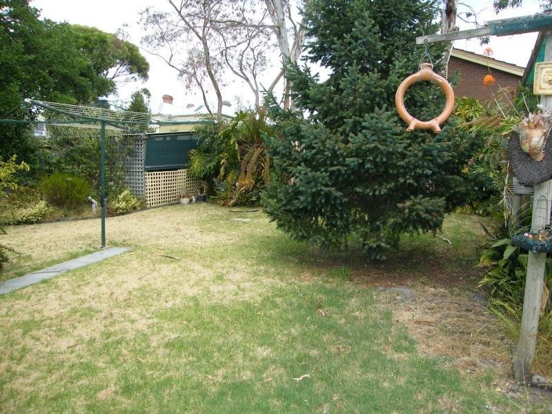 33 Langford Parade, Paynesville VIC 3880