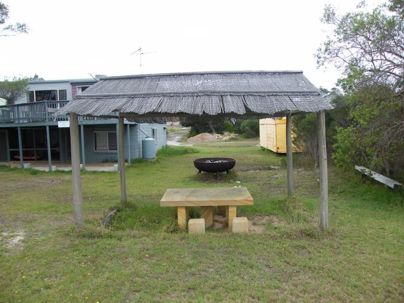 1 Victoria Street, Loch Sport VIC 3851