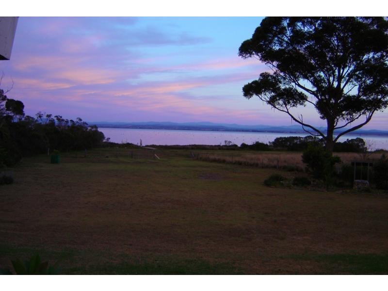 Raymond Island VIC 3880