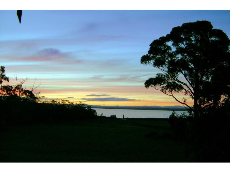 Raymond Island VIC 3880