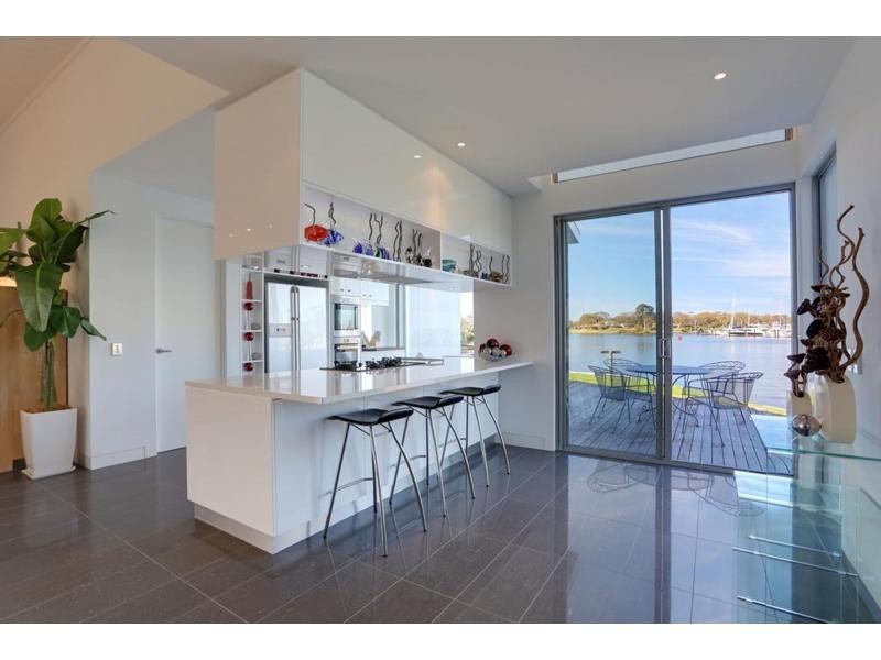 4 The Beacons, Paynesville VIC 3880