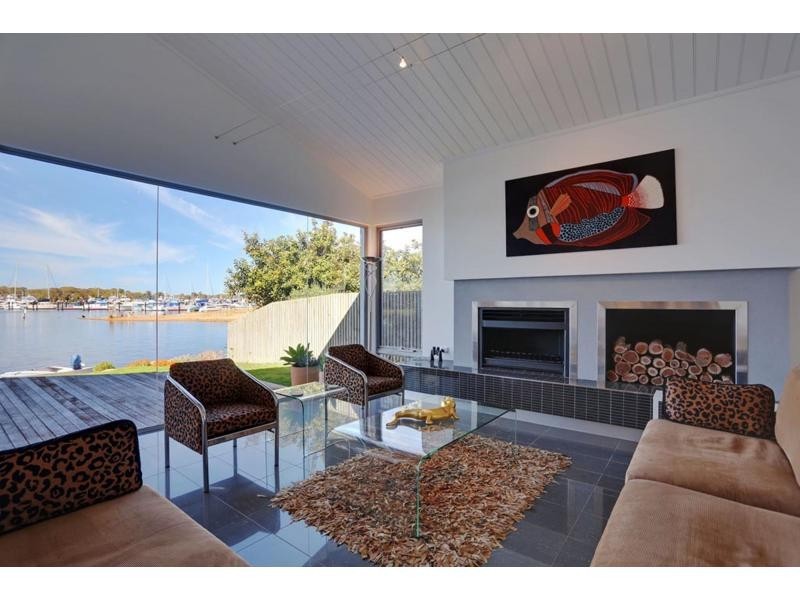 4 The Beacons, Paynesville VIC 3880