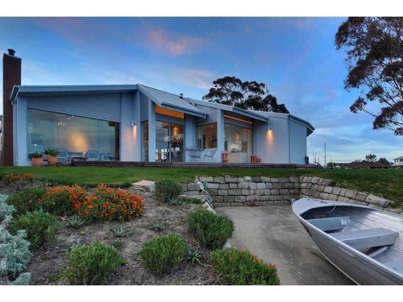 4 The Beacons, Paynesville VIC 3880