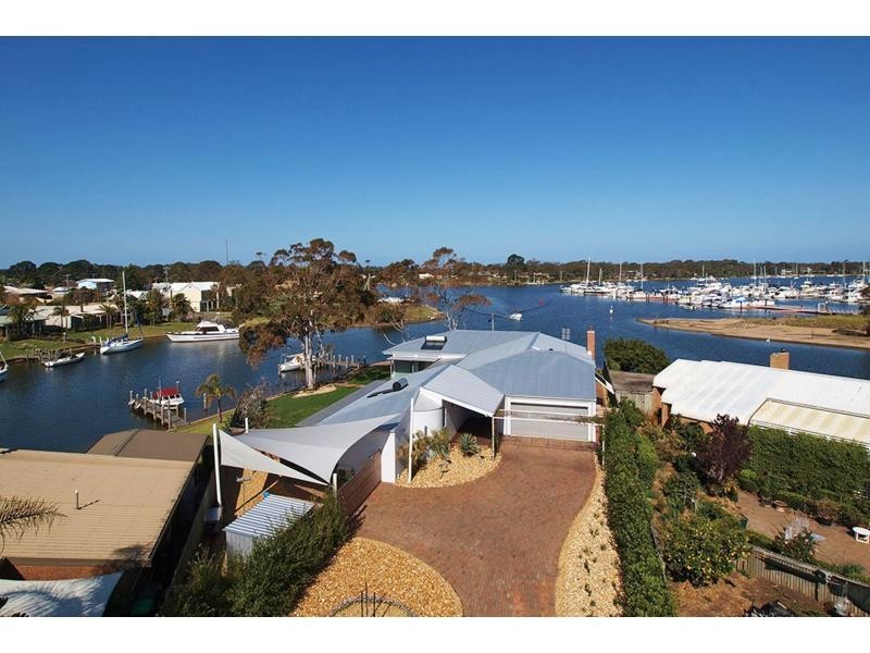 4 The Beacons, Paynesville VIC 3880