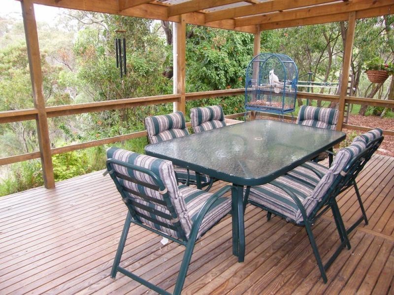 100 Mathiesons Road, Eagle Point VIC 3878