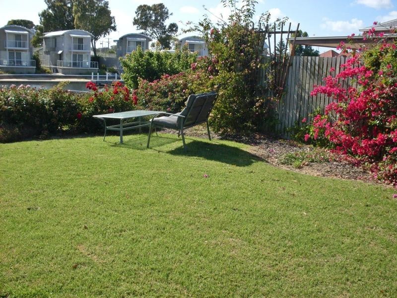 17 Waterloo Court, Paynesville VIC 3880