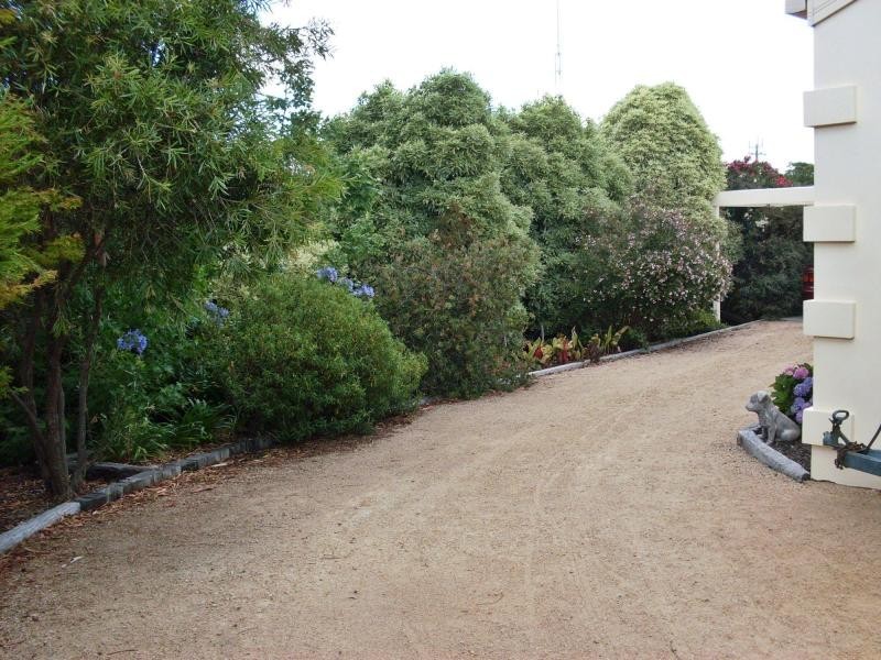 17 Waterloo Court, Paynesville VIC 3880