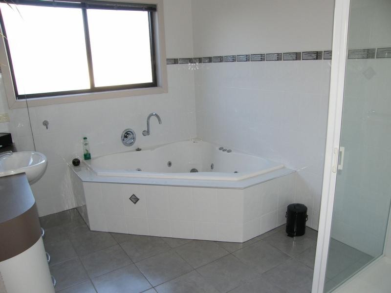 17 Heaths View, Paynesville VIC 3880