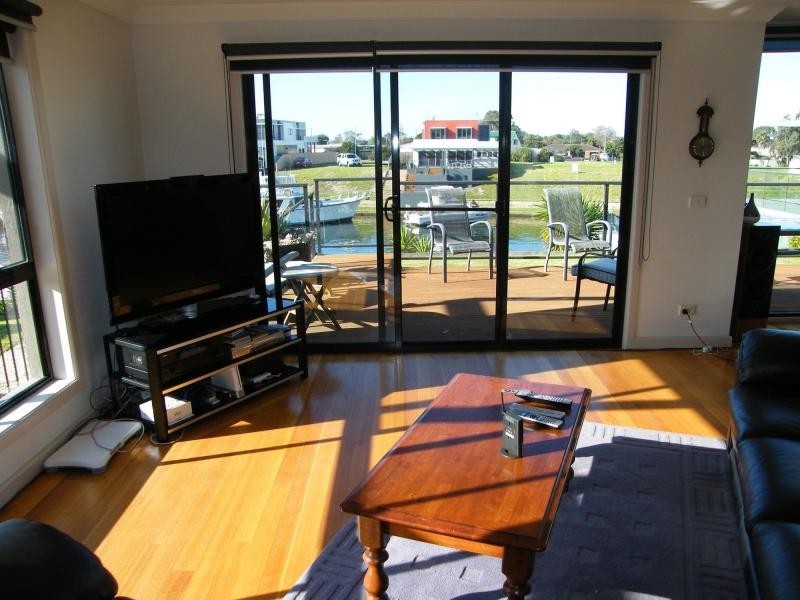 17 Heaths View, Paynesville VIC 3880