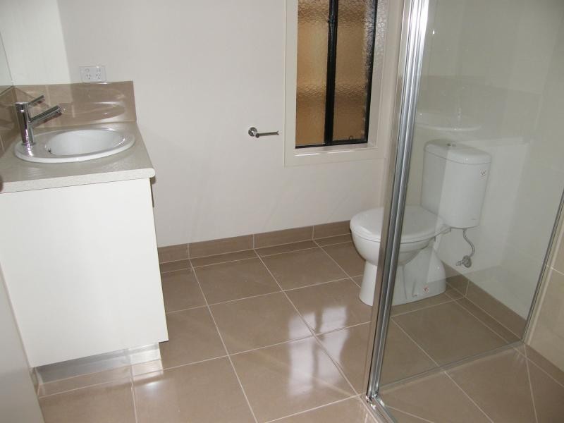 5 Eaton Place, Paynesville VIC 3880