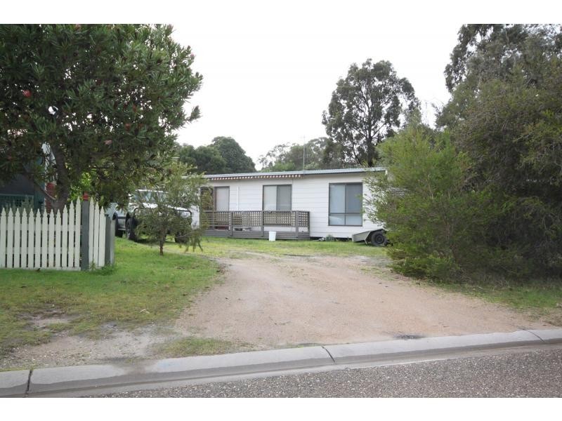 19 Currawong, Raymond Island VIC 3880