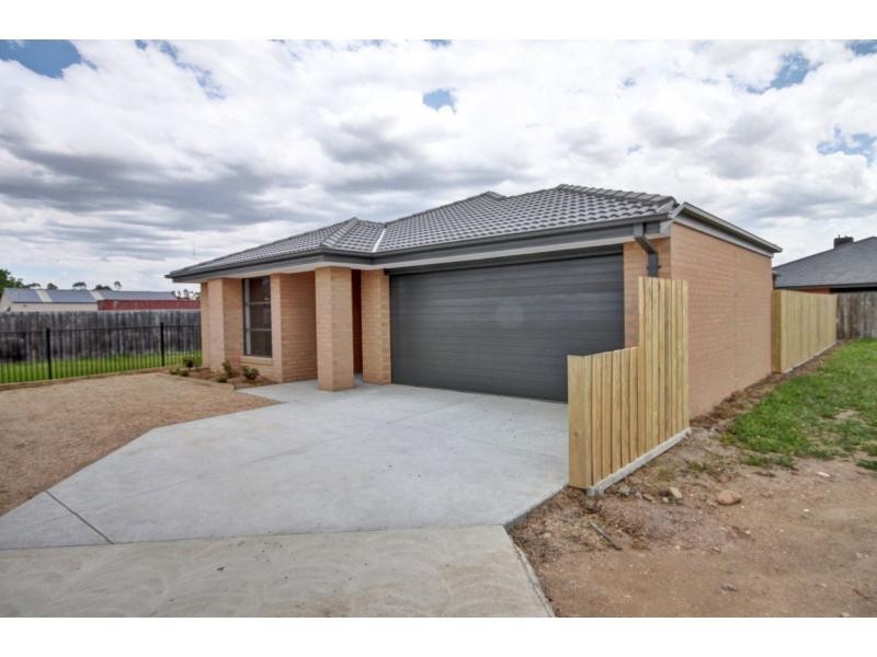 8c OBrien, Bairnsdale VIC 3875