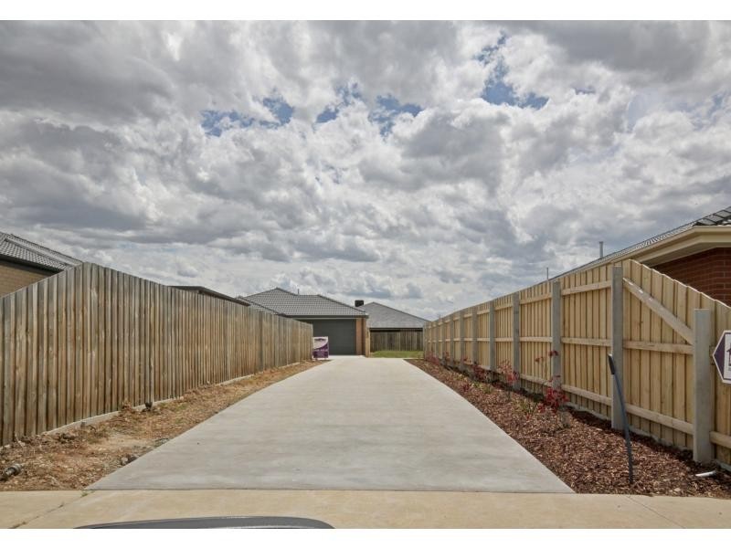 8c OBrien, Bairnsdale VIC 3875