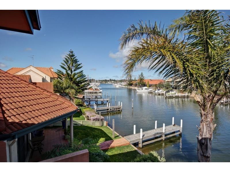 3-15 King Street, Paynesville VIC 3880