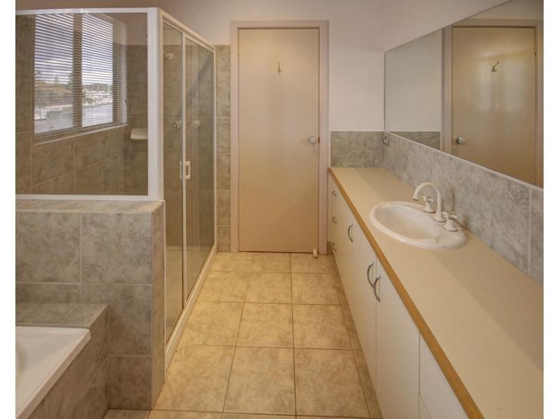 3-15 King Street, Paynesville VIC 3880