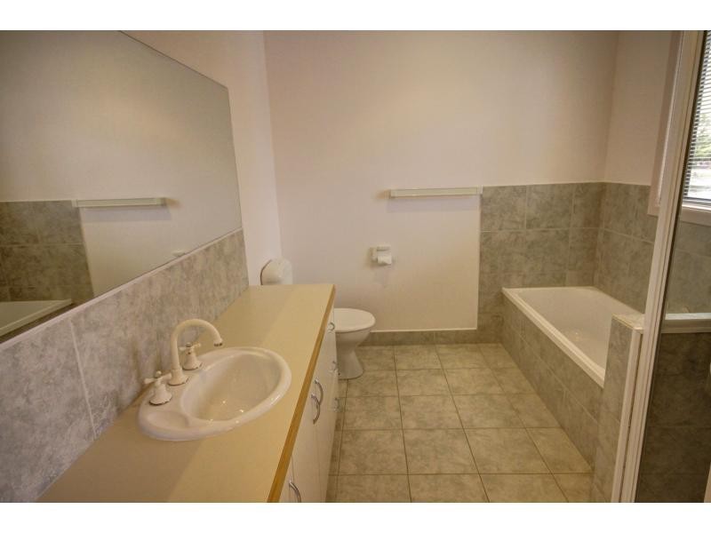 3-15 King Street, Paynesville VIC 3880