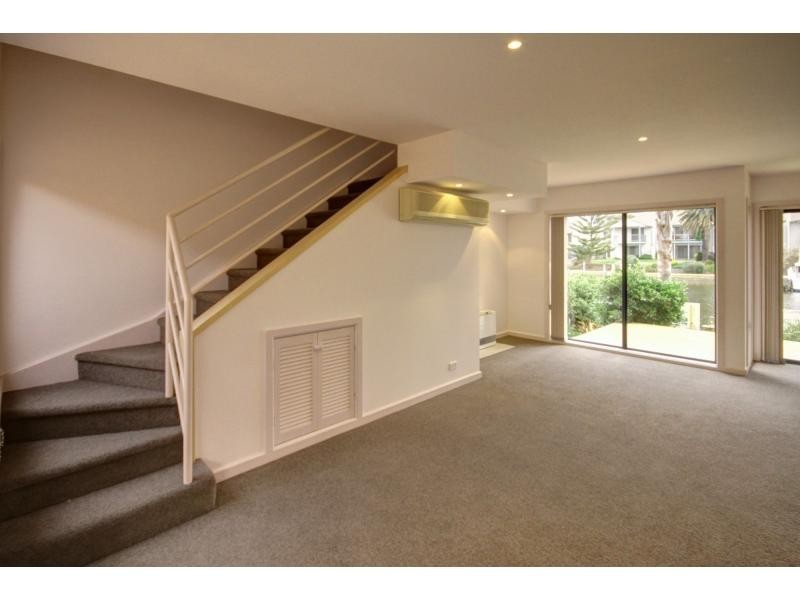 3-15 King Street, Paynesville VIC 3880