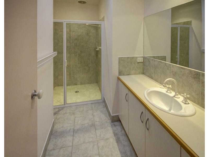 3-15 King Street, Paynesville VIC 3880