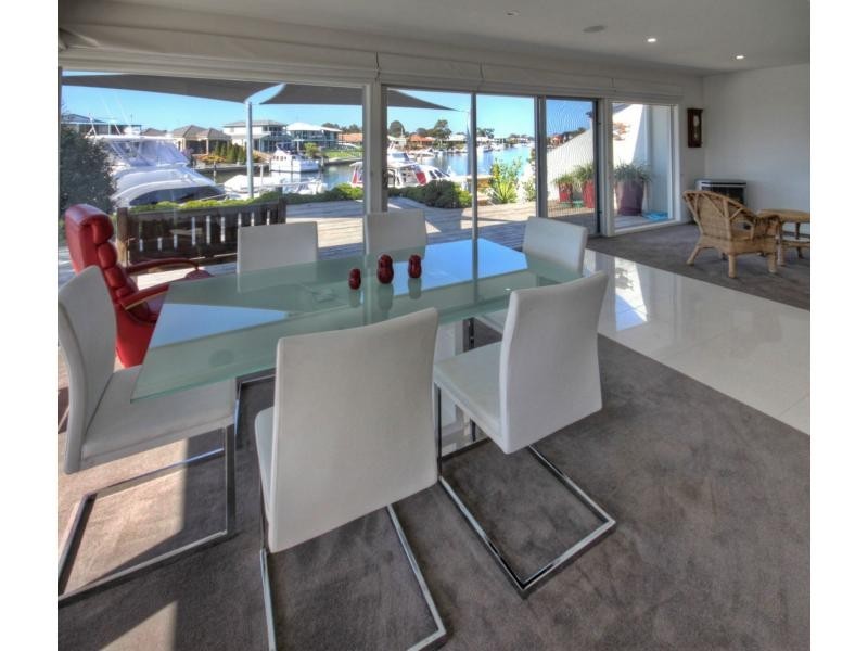 12a Headland Terrace, Paynesville VIC 3880