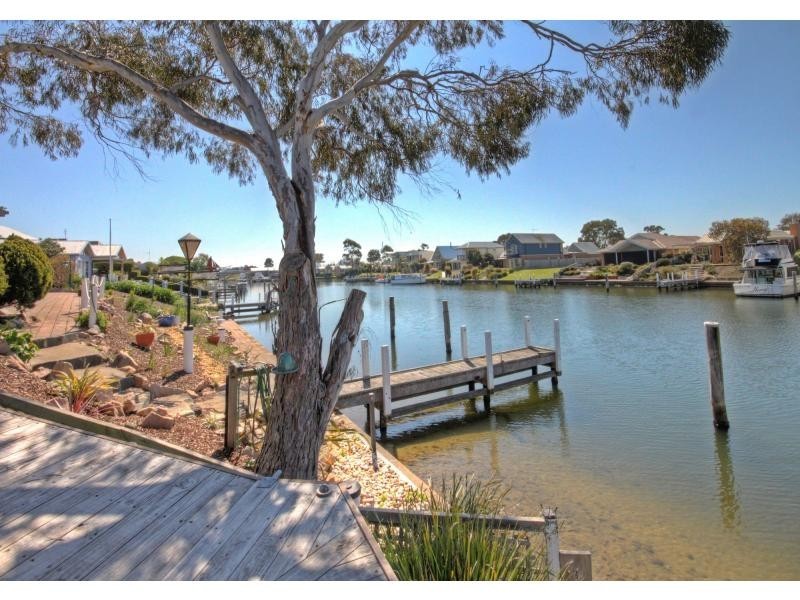 12a Headland Terrace, Paynesville VIC 3880