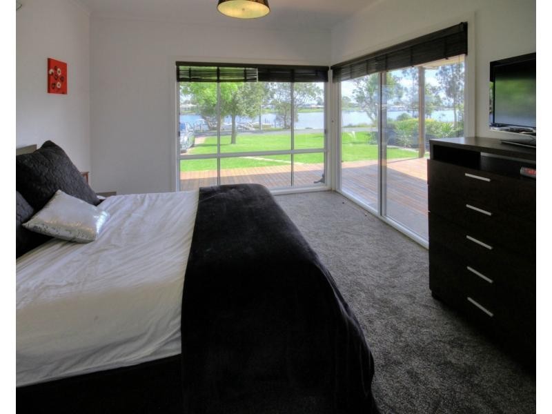 163 Western Boulevard, Raymond Island VIC 3880