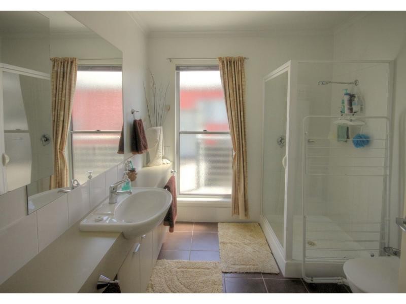 Raymond Island VIC 3880