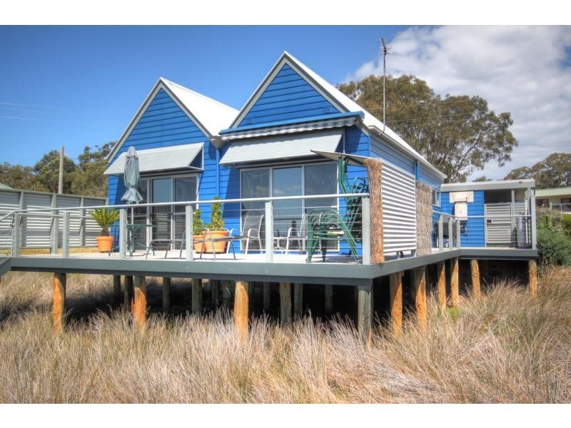 Raymond Island VIC 3880