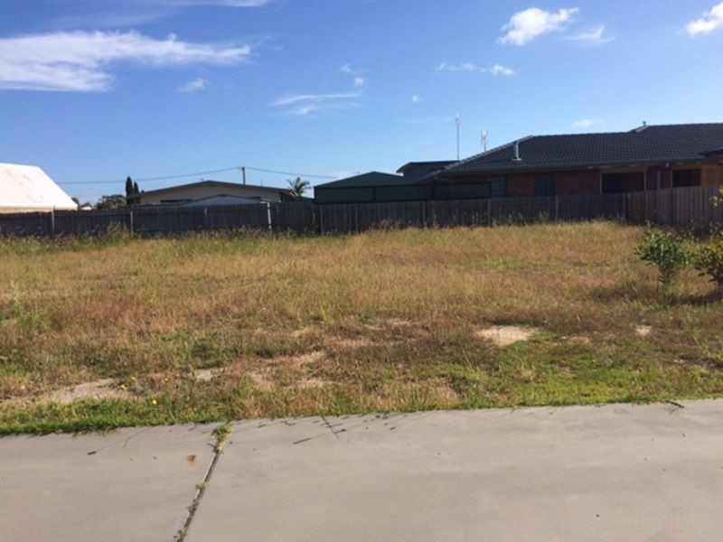 9 Eaton Place, Paynesville VIC 3880