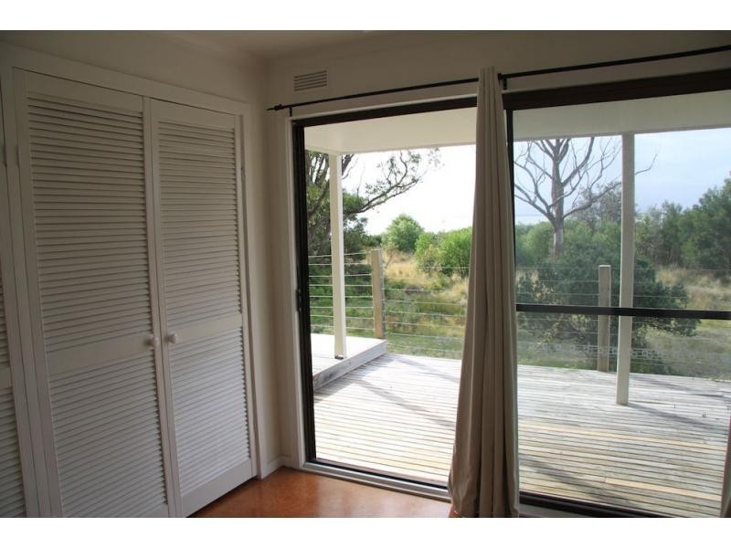 Raymond Island VIC 3880