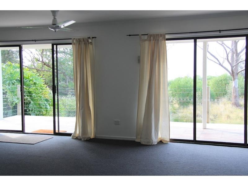 Raymond Island VIC 3880