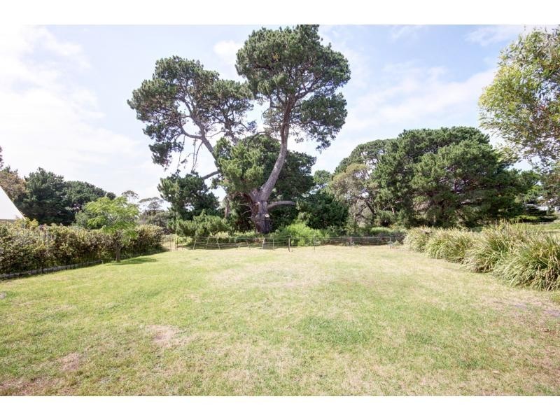 185 Western Boulevard, Raymond Island VIC 3880